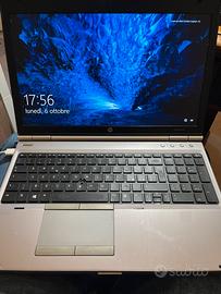 Pc portatile hp + docking station