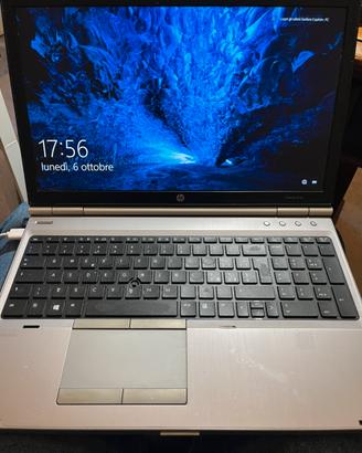 Pc portatile hp + docking station