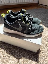 Scarpe Nike Roshe run
