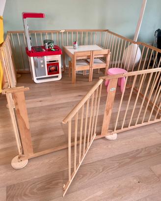 Recinto in legno per bambini piccoli