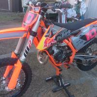KTM 125 SX e carrello ellebi