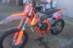 KTM 125 SX e carrello ellebi