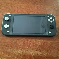 Nintendo Switch Lite + Accessori