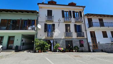 3 LOCALI A SAN PIETRO VAL LEMINA