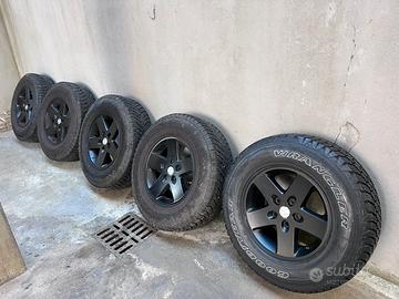 Gomme per jeep 245/75r17 M+S