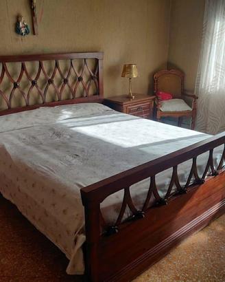 Letto matrimoniale stile Le Flabier