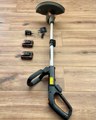 Decespugliatore a batteria WORX