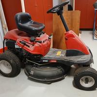 Trattorino tagliaerba MTD