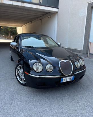 Jaguar S-Type 2.7 diesel V6 Executive