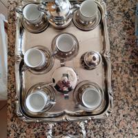 Servizio da caffè.