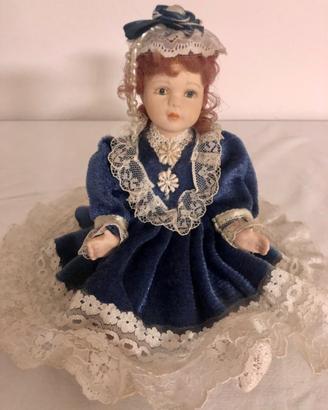 Bambola soprammobile in porcellana + angelo