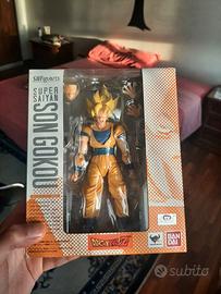 Goku Super Saiyan S.H.Figuarts Giocattolo Figure