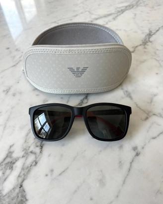 Occhiali Da sole Emporio Armani rossi e neri