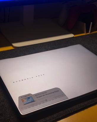 laptop Asus vivobook S14 2025