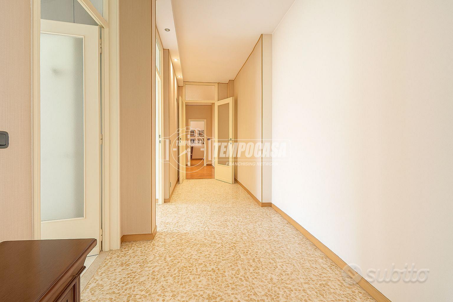 TRILOCALE AMPIO CON BOX E CANTINA - Altro