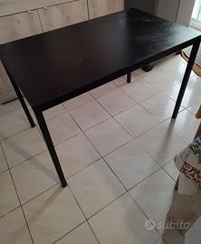TAVOLO TARENDO NERO IKEA