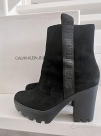 Stivaletti camoscio Calvin Klein Jeans donna nero 