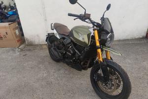 Moto Morini Seiemmezzo SCR