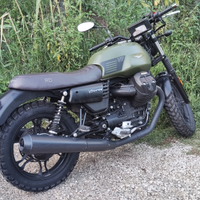 Moto Guzzi v7 3 stone