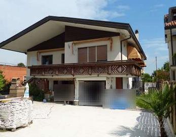 Casa singola a Jesolo (VE)