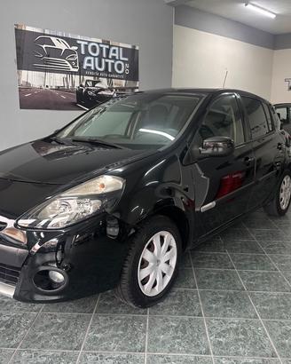Renault Clio 1.2 16V 5 porte GPL Dynamique