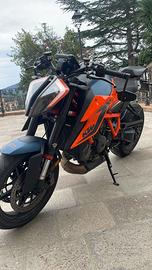 Ktm super duke 1290 r