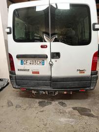 Renault Master 9 posti