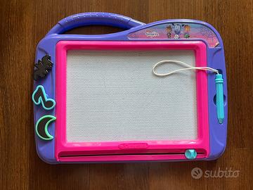 Lavagna magnetica Clementoni Vampirina Disney
