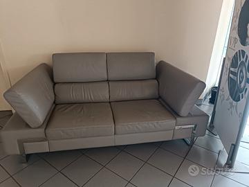 divano  in vera pelle