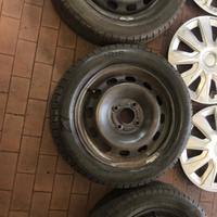 cerchi in ferro Ford da 15
