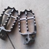 Pedane poggiapiedi Yamaha yzf yz