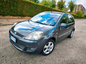 Ford Fiesta 1.2 16V 5p. Ghia CON PROBLEMI