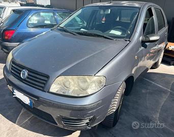 FIAT PUNTO per ricambi usati
