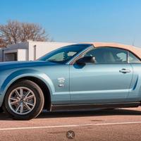 2005 Ford Mustang 4000 V6 Convertible Deluxe