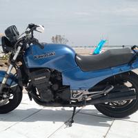 Kawasaki GPZ 900 - 1984