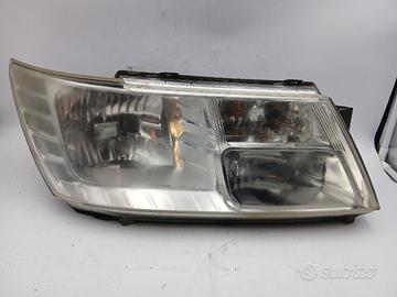 Faro ant dx FIAT FREEMONT '11