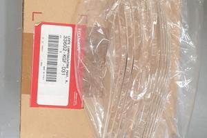 vetro freccia posteriore dx 33602-KGF-D31 Honda @ 