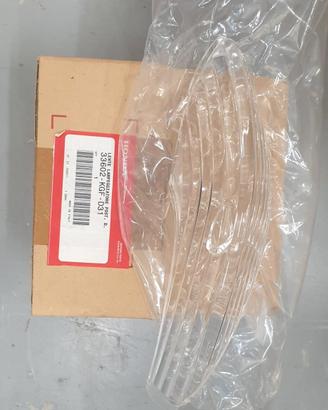 vetro freccia posteriore dx 33602-KGF-D31 Honda @ 