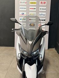 YAMAHA XMAX 250