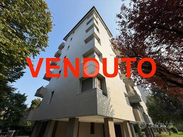 4 LOCALI A BUSSERO