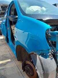 PARAFANGO ANTERIORE DESTRO RENAULT TWINGO 2019->