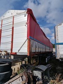 Semirimorchio ribaltabile