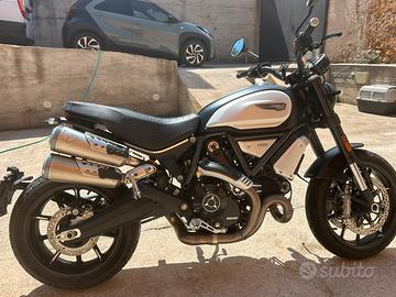 Ducati scrambler 1100 dark pro