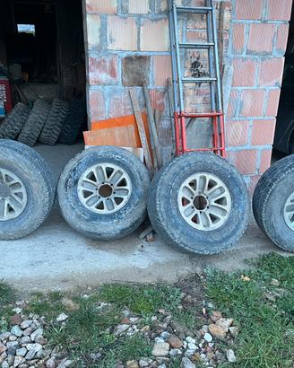 Ruote 31-10.50 r15