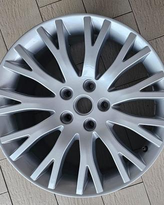 Cerchio 18 Maserati Quattroporte