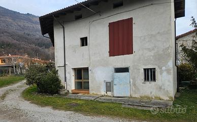 Casa a Sottomonte (Meduno)