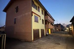 Box / Garage di 15 m² a Ferrara