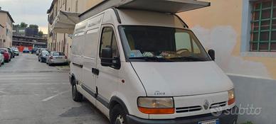 Renault master turbo diesel 2.8  del 2001con tenda