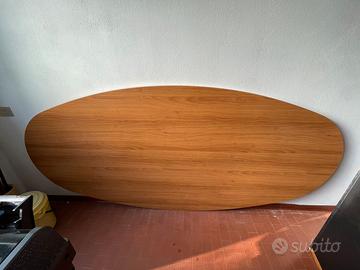Scrivania in legno