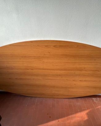 Scrivania in legno